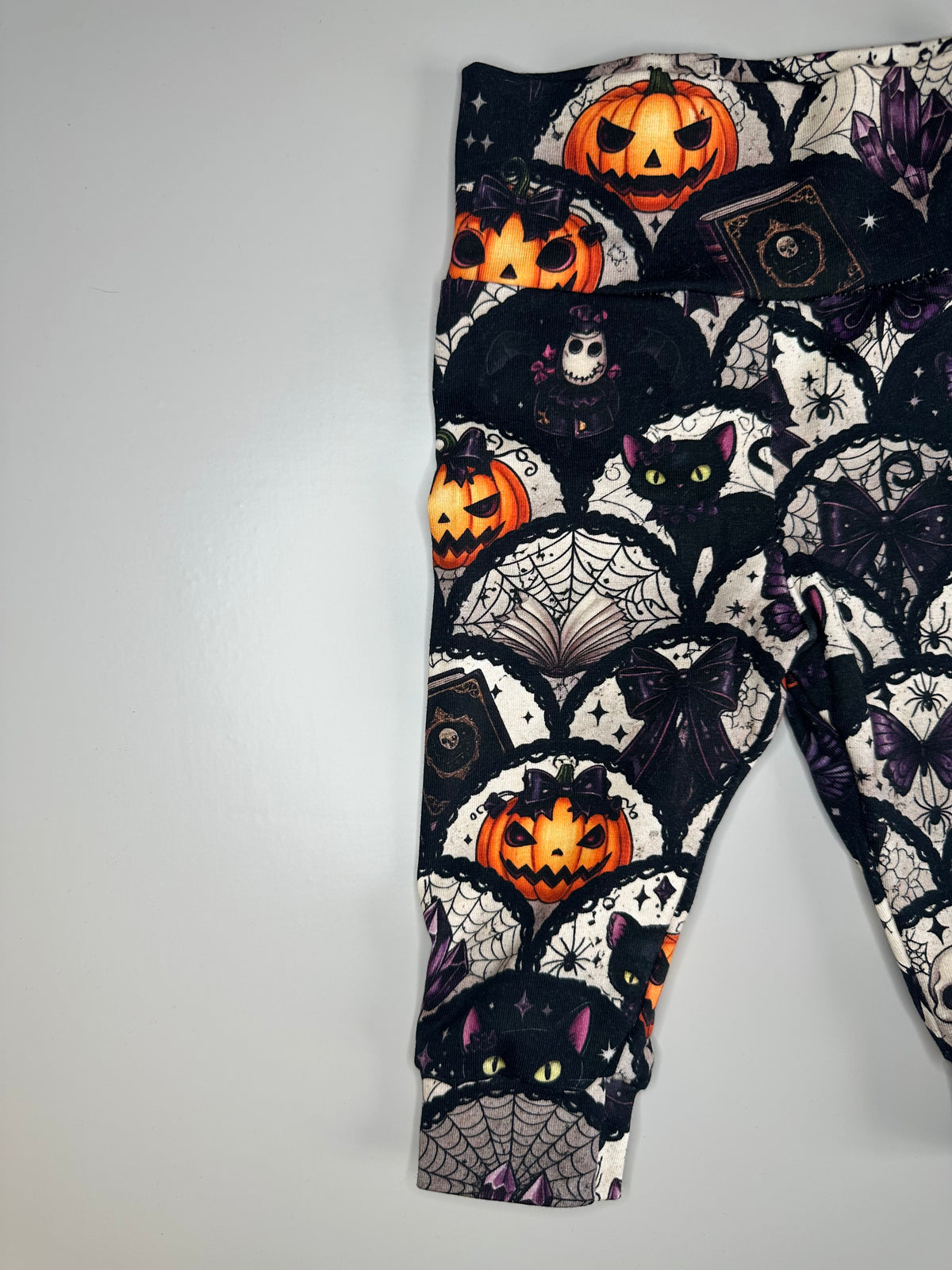 Spooky Scallops Baby and Children's Leggings